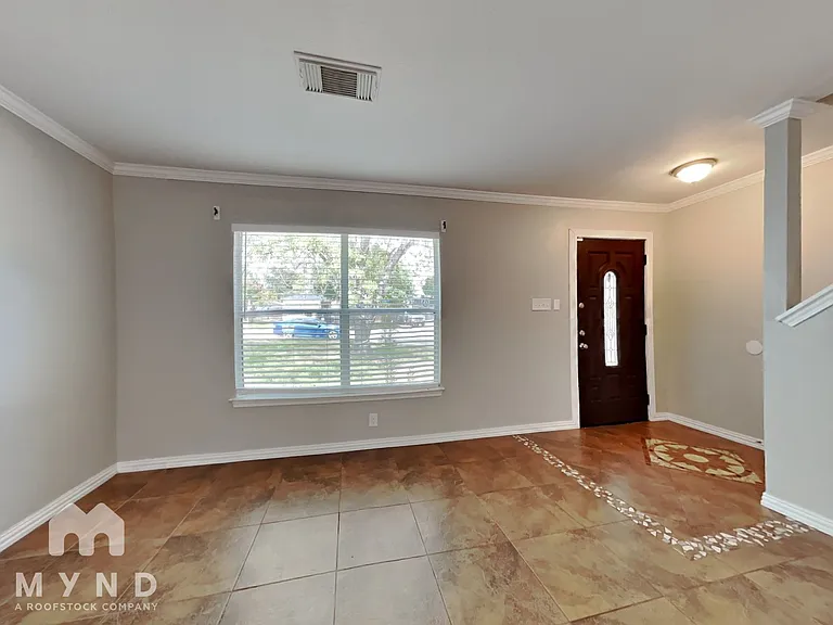 3511 Candlehead Ln — Photo 4