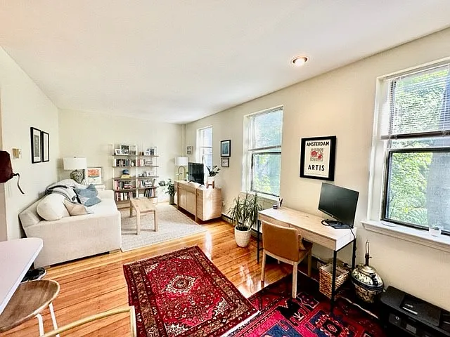 37 Tileston St #3R — Photo 9