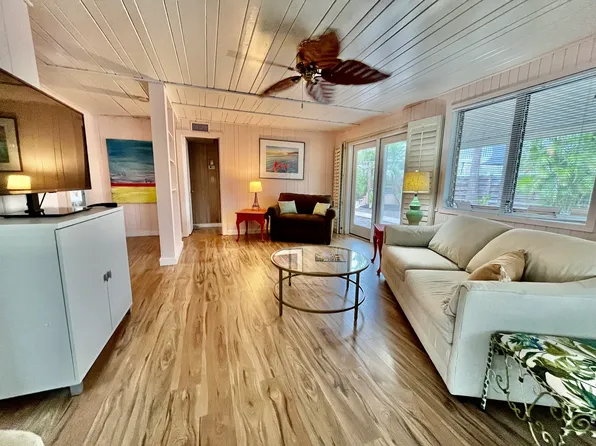 643 Avenida Del Norte, Sarasota, FL 34242