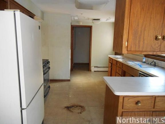 5th image of 1419 Bradley St