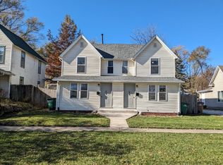 406 7th St, West Des Moines, IA 50265