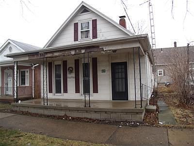 1st image of 631 E Washington St