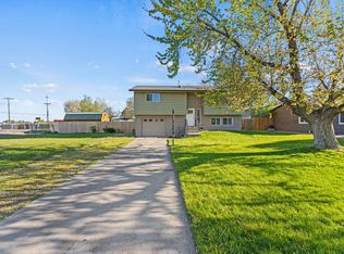 330 NW Wilson Cir, Mountain Home, ID 83647