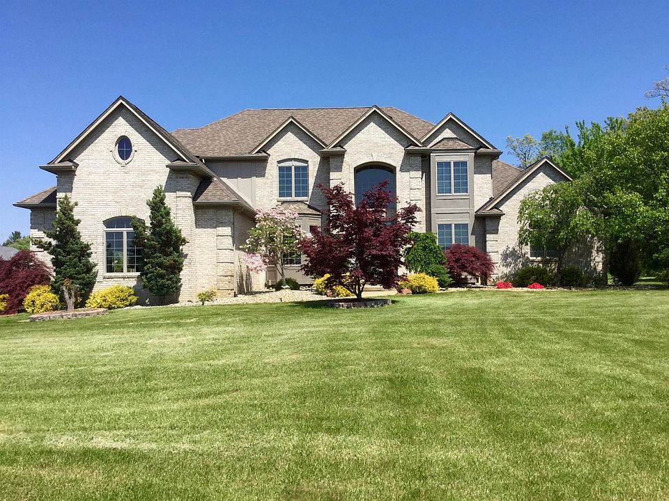 1st image of 395 Sydney Dr