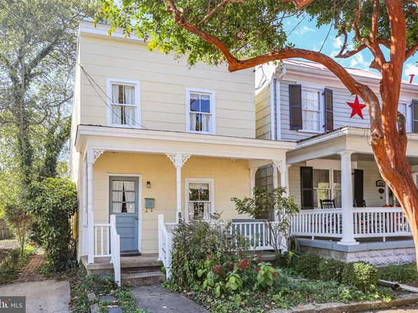 210 Princess Anne St, Fredericksburg, VA 22401