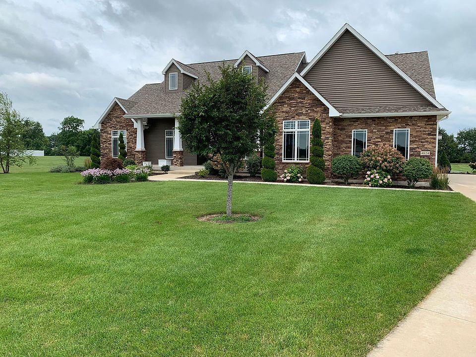 4824 S Richard Rd, Rochelle, IL 61068 Zillow