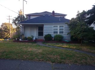152 Florentia St, Seattle, WA 98109
