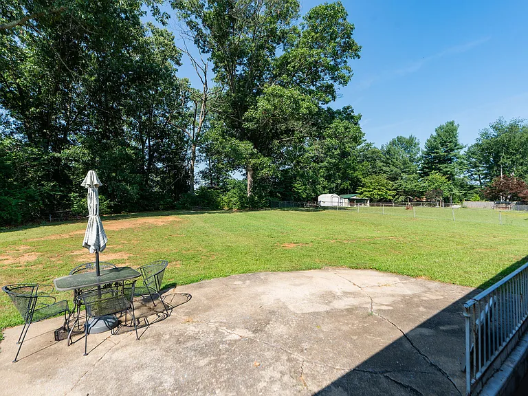 81 Sandy Ridge Rd — Photo 26