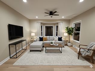 11255 Walker Rd, Lemont, IL 60439