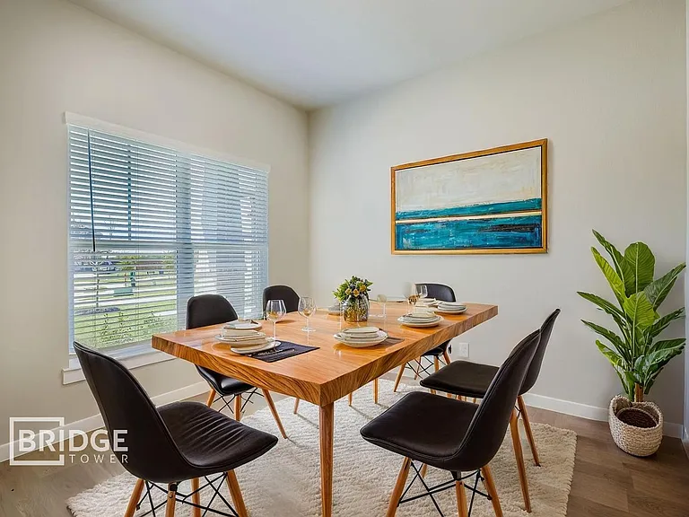 905 Jacquelyne Dr — Photo 3