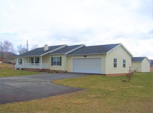 238 Tinywood Rd, Elk Creek, VA 24326