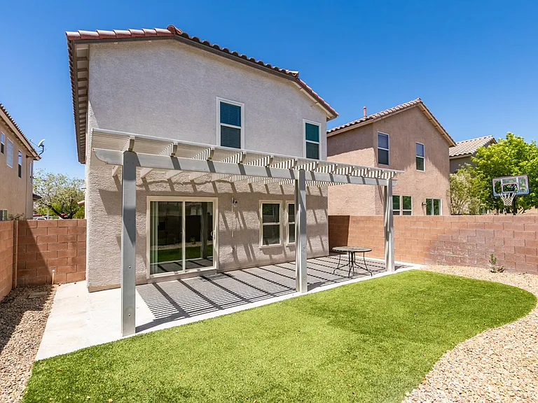 8660 Painted Horseshoe St — Photo 52