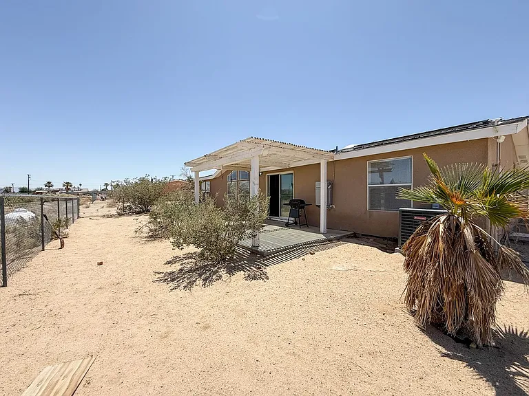 74804 Amboy Rd — Photo 25