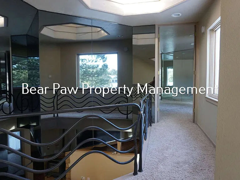 1617 Shooting Star Dr — Photo 28