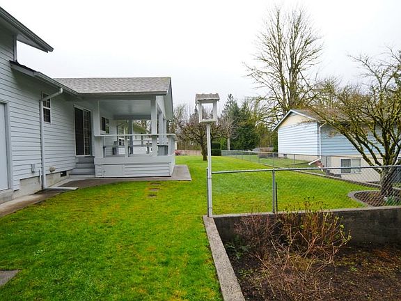 5th image of 27023 210th Ave SE