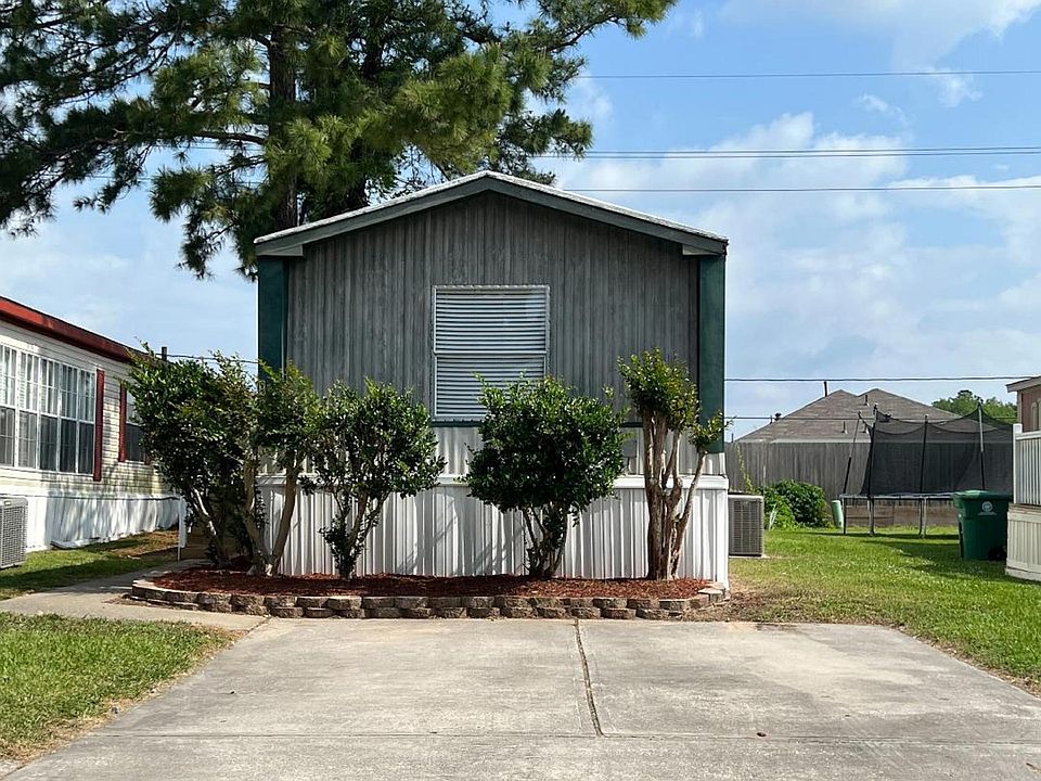 2nd image of 935 Gregs Way