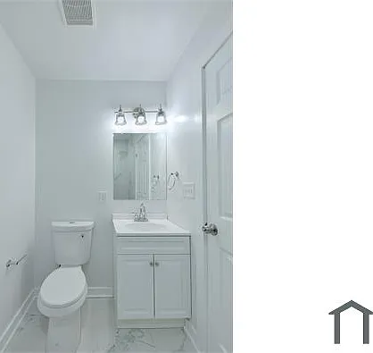 2330 Bryant Ave #4 — Photo 9