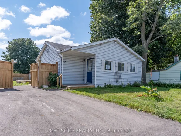 12 Vimy St, Halton Hills, ON L7J 1S1