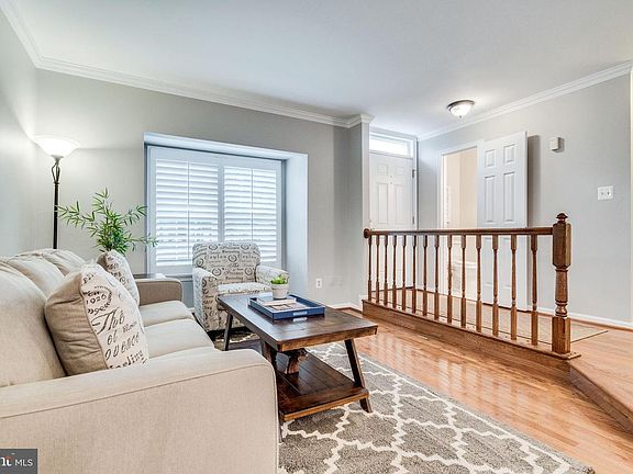 5th image of 5333 Buxton Ct