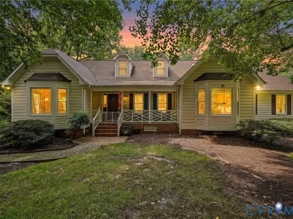 411 Hickory Dr, Manakin Sabot, VA 23103