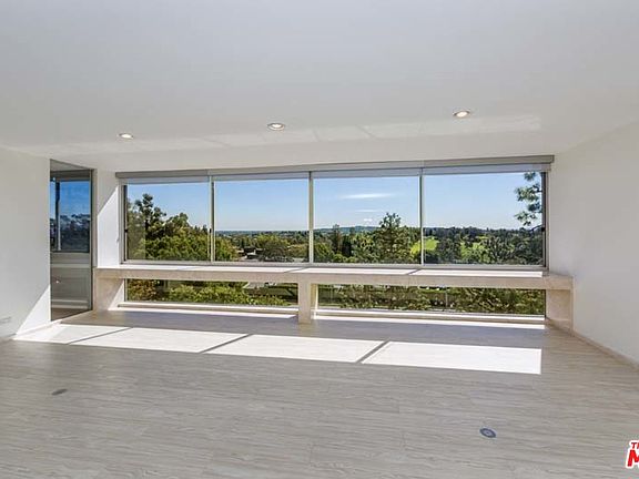 2nd image of 2220 Avenue Of The Stars Unit 505