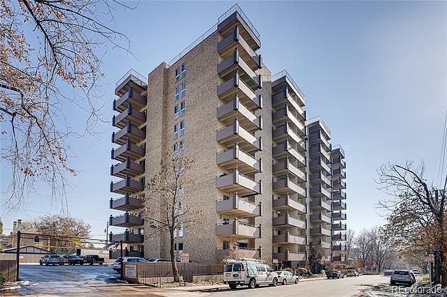 1st image of 700 N Washington St APT 304