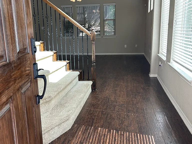 1307 Tweed Willow — Photo 3