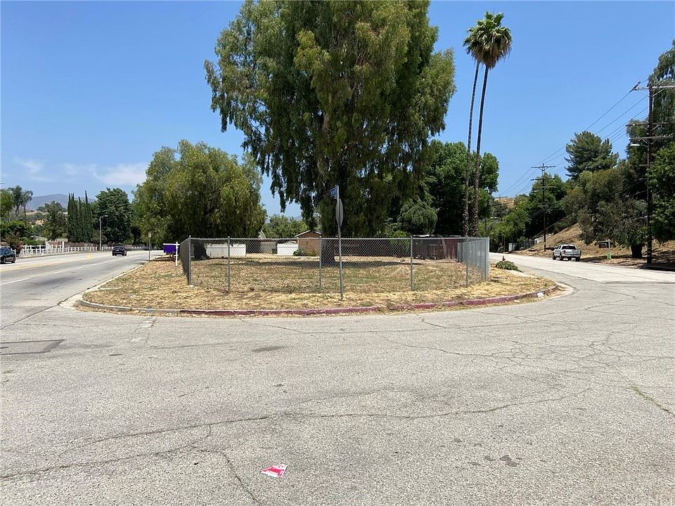1st image of 9609 Sunland Pl