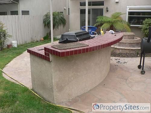 3rd image of 1560 Daffodil Ave