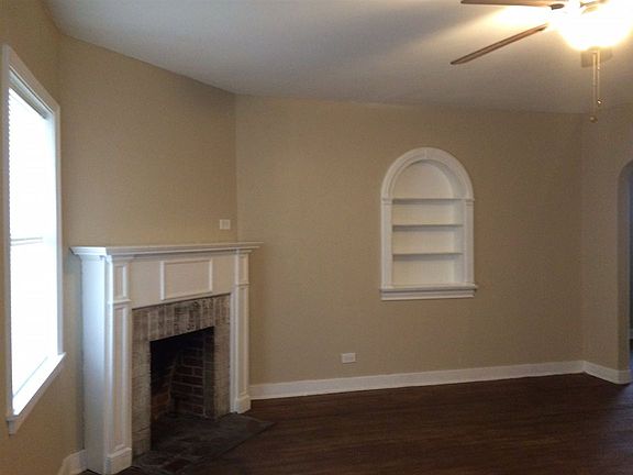 2nd image of 1020 Grand Ave
