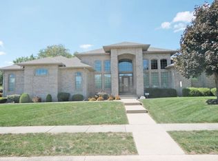 1385 W Masters Ln, Decatur, IL 62521