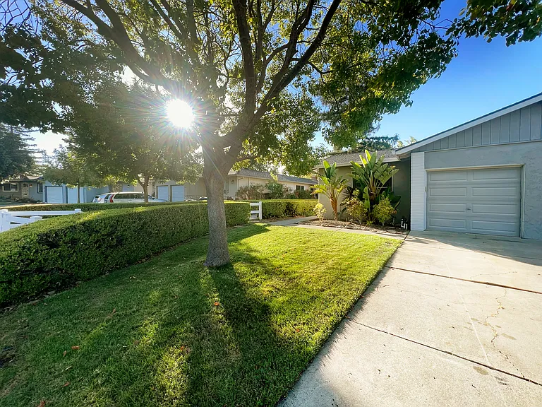 641 Vasona Ct — Photo 16