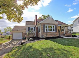 52 Tomb St, Tiffin, OH 44883