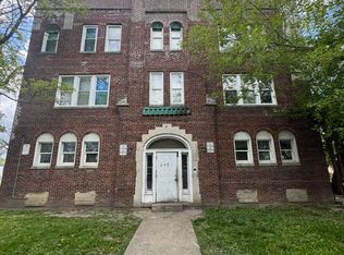 2453 N 17th St, Milwaukee, WI 53206