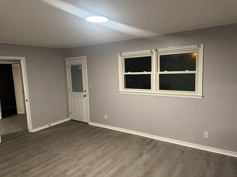 1504 Fords Way — Photo 5