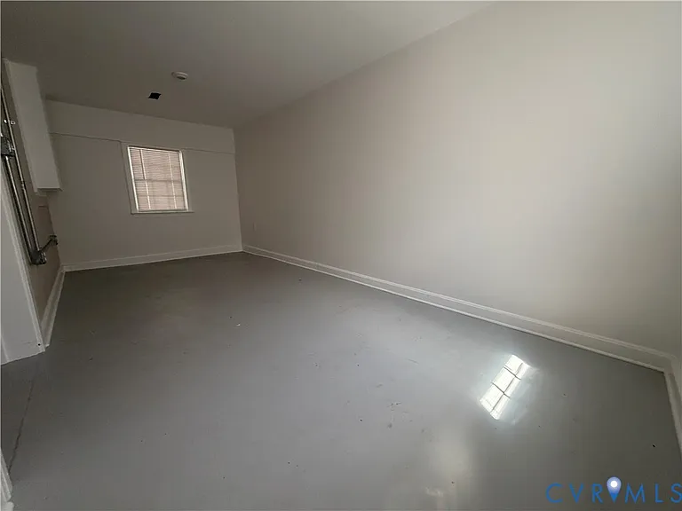 211 Jefferson Ave — Photo 20