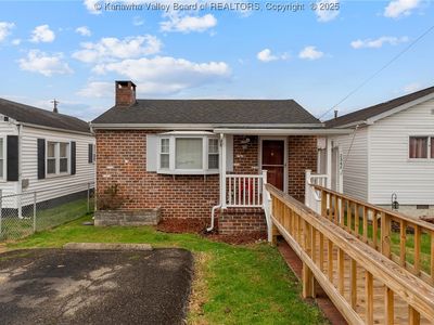 2368 Adams Ave, Saint Albans, WV, 25177
