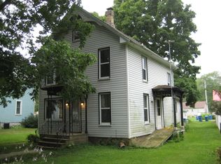 207 N Meadow St, Grant Park, IL 60940