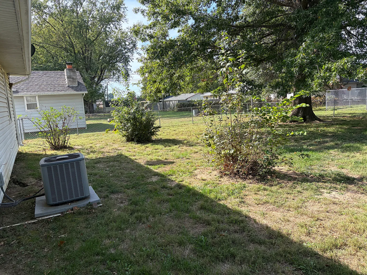 3 bed, 1900 sqft, $1,500 — Photo 4