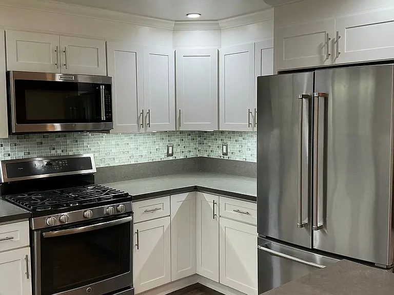326 S Waverly St #1-4 — Photo 15