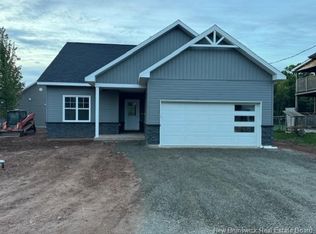 42 Connor St, Petitcodiac, NB E4Z 4G2