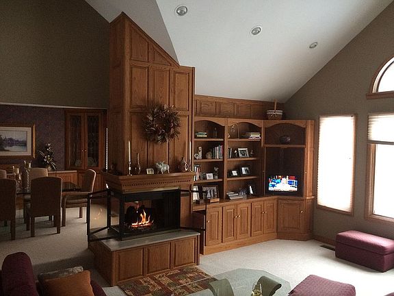 3rd image of 6667 Powner Farm Dr