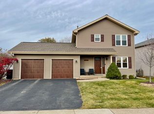 3709 Hennepin Dr, Joliet, IL 60431