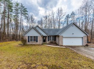 2904 Cummins Rd, Borden, IN 47106