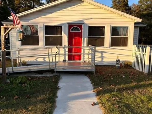 1133 Market St, Denton, MD 21629