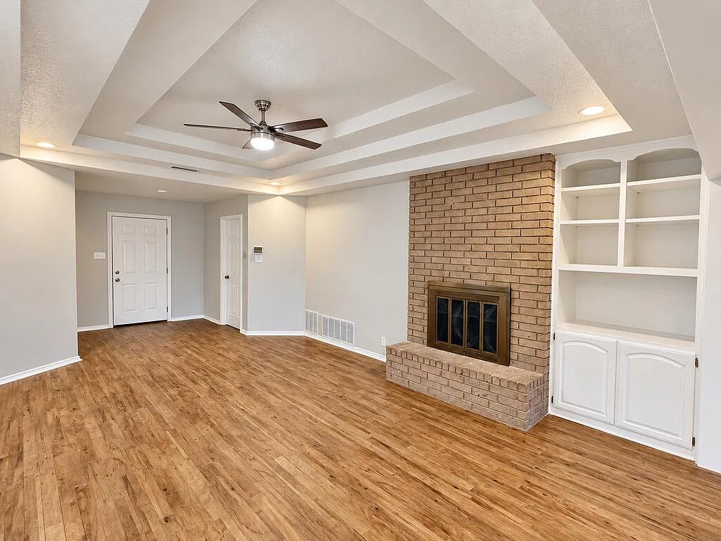 3 bed, 2.0 bath, 1665 sqft, $2,750 — Photo 4