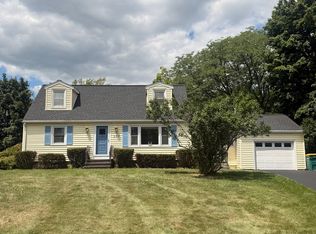 347 Galahad Dr, Rochester, NY 14623