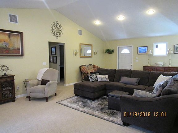 5th image of 1104 Heron Ave