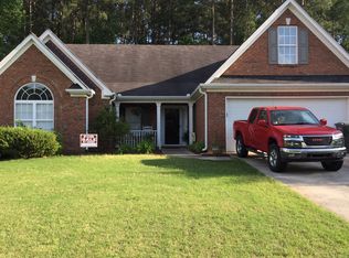2406 Oakland Ln, Loganville, GA 30052