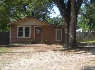 606 E Buchanan St, Prairie Grove, AR 72753